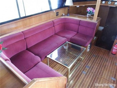 President 395 Sundeck - 3