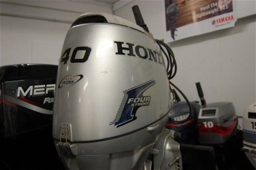 Honda BF40 - 1
