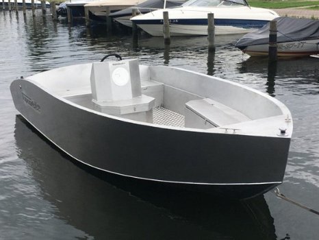 Topcraft 606 TENDER - 5