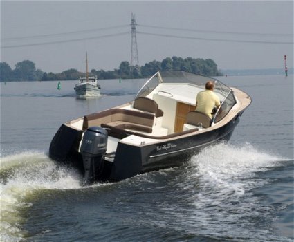 Oudhuijzer 700 Cabine - 7