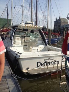 Boston Whaler defiance 34