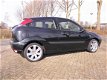 Ford Focus - 1.6-16V Futura - 1 - Thumbnail