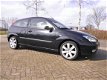 Ford Focus - 1.6-16V Futura - 1 - Thumbnail