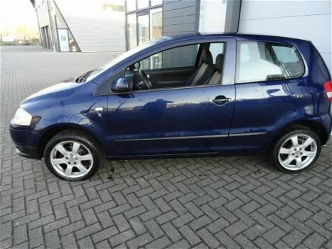 Volkswagen Fox - 1.4 Trendline - 1