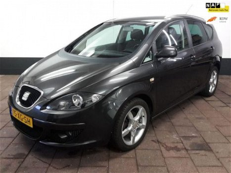 Seat Altea XL - 2.0 FSI AUTOMAAT CLIMA + BOEKJES 7-PERS - 1