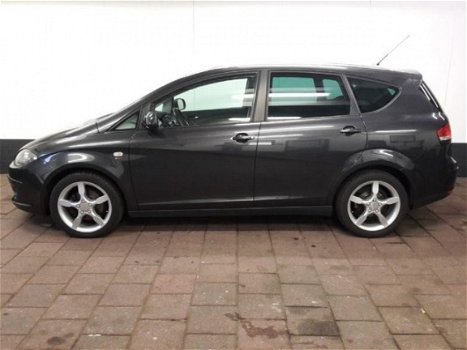 Seat Altea XL - 2.0 FSI AUTOMAAT CLIMA + BOEKJES 7-PERS - 1