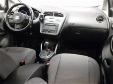 Seat Altea XL - 2.0 FSI AUTOMAAT CLIMA + BOEKJES 7-PERS