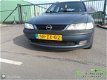 Opel Vectra Wagon - B 1.8i-16V GL Plus - 1 - Thumbnail