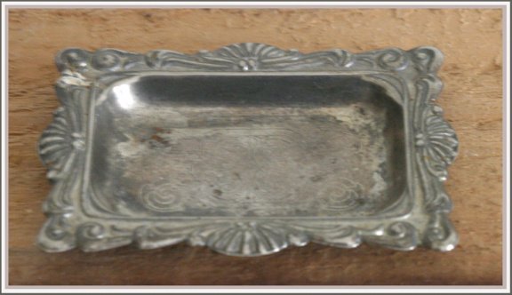 klein metalen bakje (voor onder een peper- en zoutstel) - Afbeelding 2