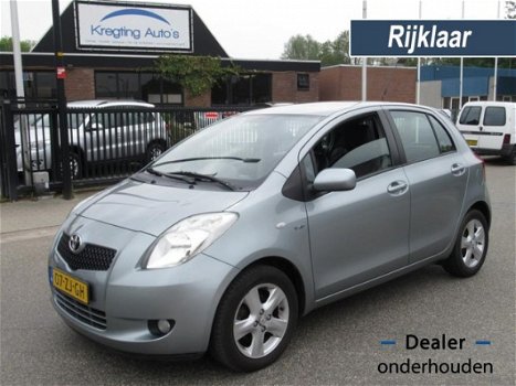 Toyota Yaris - 1.4 D-4D LUNA 5DRS LEDER/ECC/AIRCO/NAVIGATIE dealer onderhouden - 1