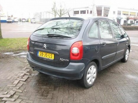 Citroën Xsara Picasso - 1.8i-16V Plaisir - 1