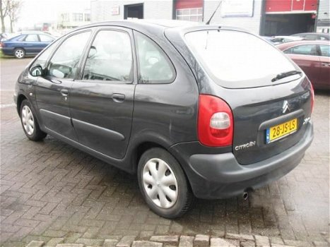 Citroën Xsara Picasso - 1.8i-16V Plaisir - 1