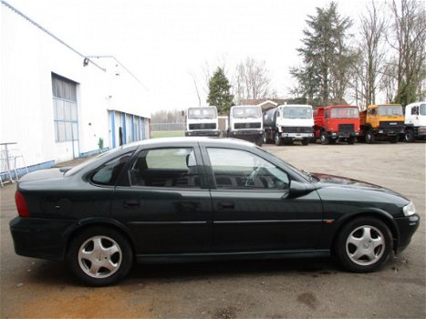 Opel Vectra - 1.6 , 16V , Airco - 1