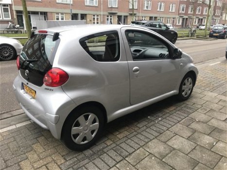 Toyota Aygo - 1.0-12V - 1