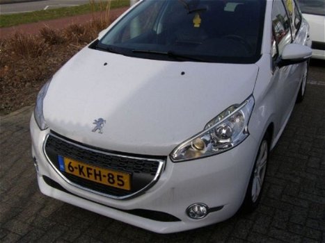 Peugeot 208 - 1.4 VTi Griffe, leer, navigatie - 1