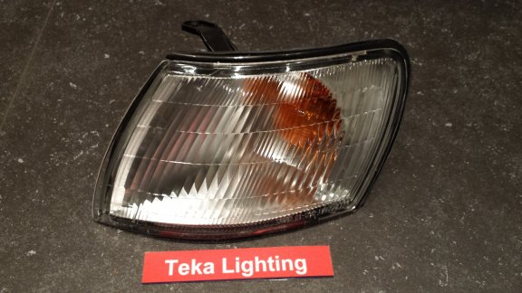 Toyota Carina E (92-97) Knipperlicht Indicator Depo 01-212-1580 LI NOS - 0