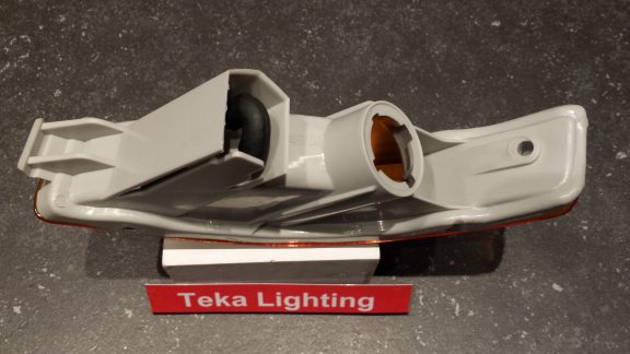 Toyota Corolla AE100 (95-96) Knipperlicht Indicator TYC 12-1495 Rechts NOS - 3