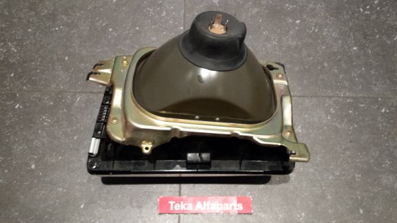 Mitsubishi Tredia (82-89) Koplamp Stanley 001-3231 Rechts NOS - Afbeelding 4
