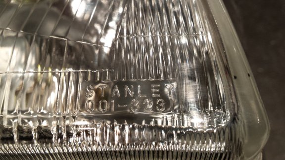Mitsubishi Tredia (82-89) Koplamp Stanley 001-3231 Rechts NOS - Afbeelding 7