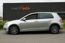 Volkswagen Golf - 1.6 TDI BlueMotion Allstar | Climatronic | Navigatie | Stoelverwarming | Bj.2016