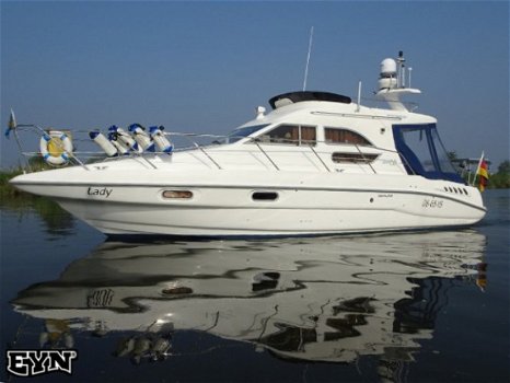 Sealine F330 Statesman - 1