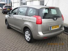 Peugeot 5008 - 1.6 HDIF 2-TRONIC ST