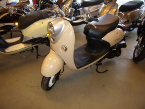AGM Retro scooters - 4