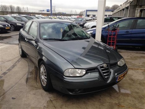 Alfa Romeo 156 - 2.4 JTD - 1