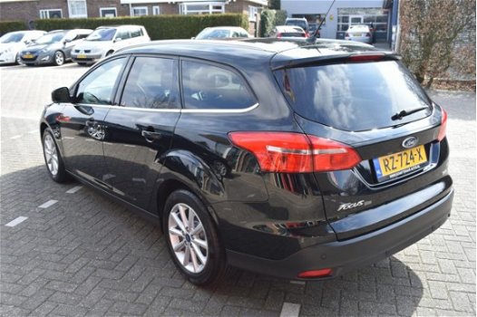 Ford Focus Wagon - 1.0 TITANIUM - 1