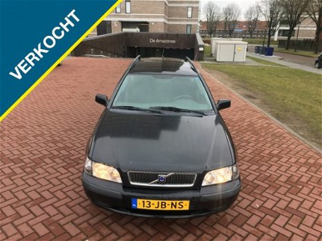 Volvo V40 - 2.0 Dynamic Nieuw APK Automaat - 1