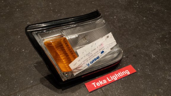 Toyota Corolla EE80 (85-87) Knipperlicht Indicator Depo 01-212-1520 Rechts NOS - 2