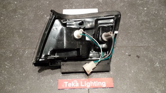 Toyota Corolla EE80 (85-87) Knipperlicht Indicator Depo 01-212-1520 Rechts NOS - 5