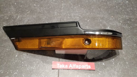 Toyota Carina Saloon (83-87) T150 Knipperlicht Blinker TYC 12-1327L Rechts NOS - nr. 1