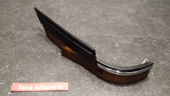 Toyota Carina Saloon (83-87) T150 Knipperlicht Blinker TYC 12-1327L Rechts NOS - Afbeelding 2