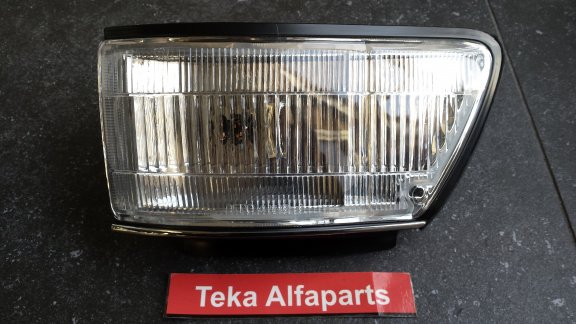 Toyota Corolla E9 (87-92) Stadslicht Corner Light Depo 01-212-1581 Links NOS - 1