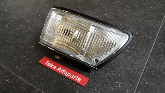 Toyota Corolla E9 (87-92) Stadslicht Corner Light Depo 01-212-1581 Links NOS - 2