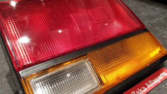 Toyota Corolla AE80 AE82 Achterlicht FT-1113 Rechts NOS - Afbeelding 4