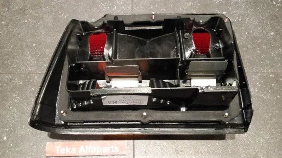 Toyota Corolla AE80 AE82 Achterlicht FT-1113 Rechts NOS - Afbeelding 6