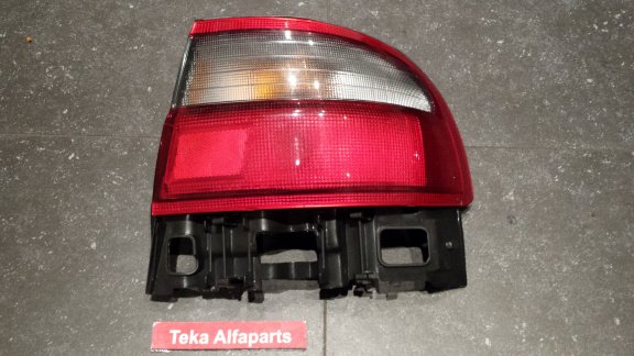 Toyota Carina 1992 Achterlicht Depo 08-212-1972 Rechts NOS - 0