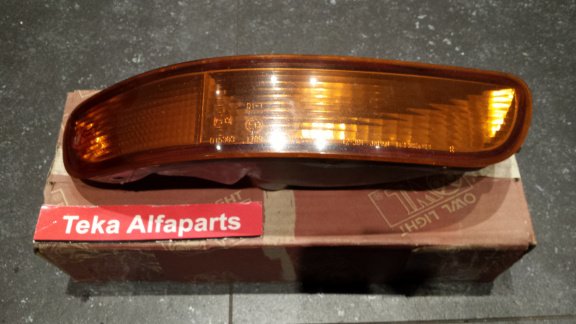 Toyota Corolla knipperlicht 12-391 Rechts 015303 NOS - 0