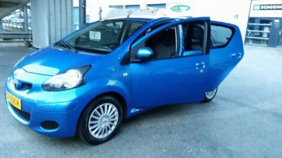 Toyota Aygo - 1.0/ VVT-/AIRCO/2012/Nw Apk /Garantie - 1