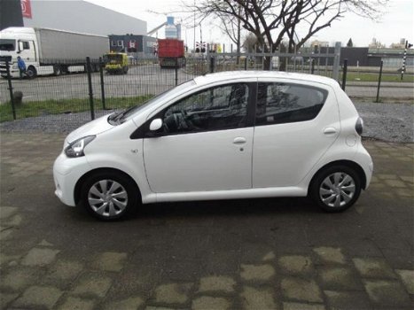 Toyota Aygo - Aygo 1.0 12 V 5drs Airco 2012 - 1