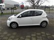 Toyota Aygo - Aygo 1.0 12 V 5drs Airco 2012 - 1 - Thumbnail