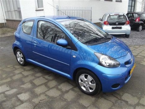 Toyota Aygo - Aygo 1.0 12V Automaat Airco - 1