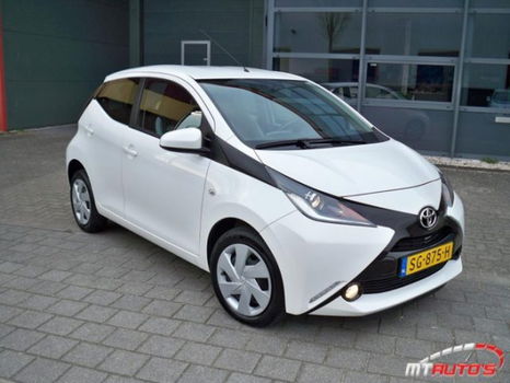 Toyota Aygo - 1.0 VVT-i x-play - 1