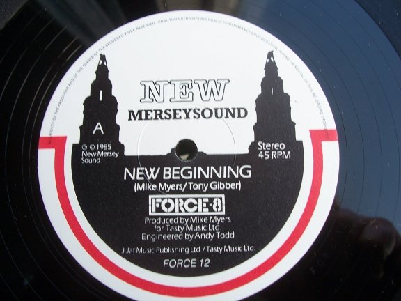 FORCE 8 NEW BEGINNING - Afbeelding 2