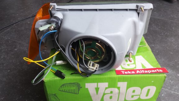 Seat Ronda (→83) Koplamp Valeo 029409 H4 Links NOS - Afbeelding 6