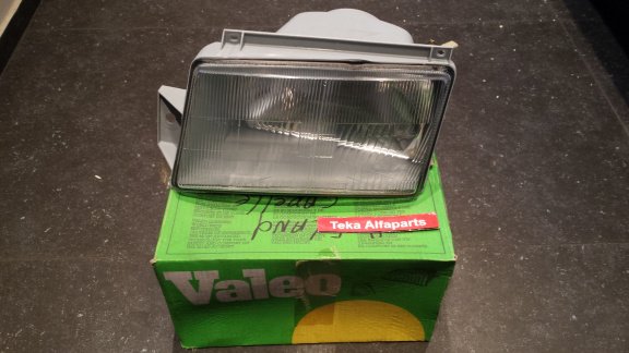 Seat Ronda (7/83→) Koplamp Valeo 029413 Links H4 NOS - Afbeelding 2