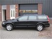 Volvo V70 Cross Country - 2.4t premium geartr - 1 - Thumbnail