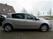 Renault Clio - 1.5 DCI PARISIENNE| 90-PK| 5-Deurs| | AIRCO | CRUISE CONTROL | LM VELGEN | ELEKTRISCH - 1 - Thumbnail